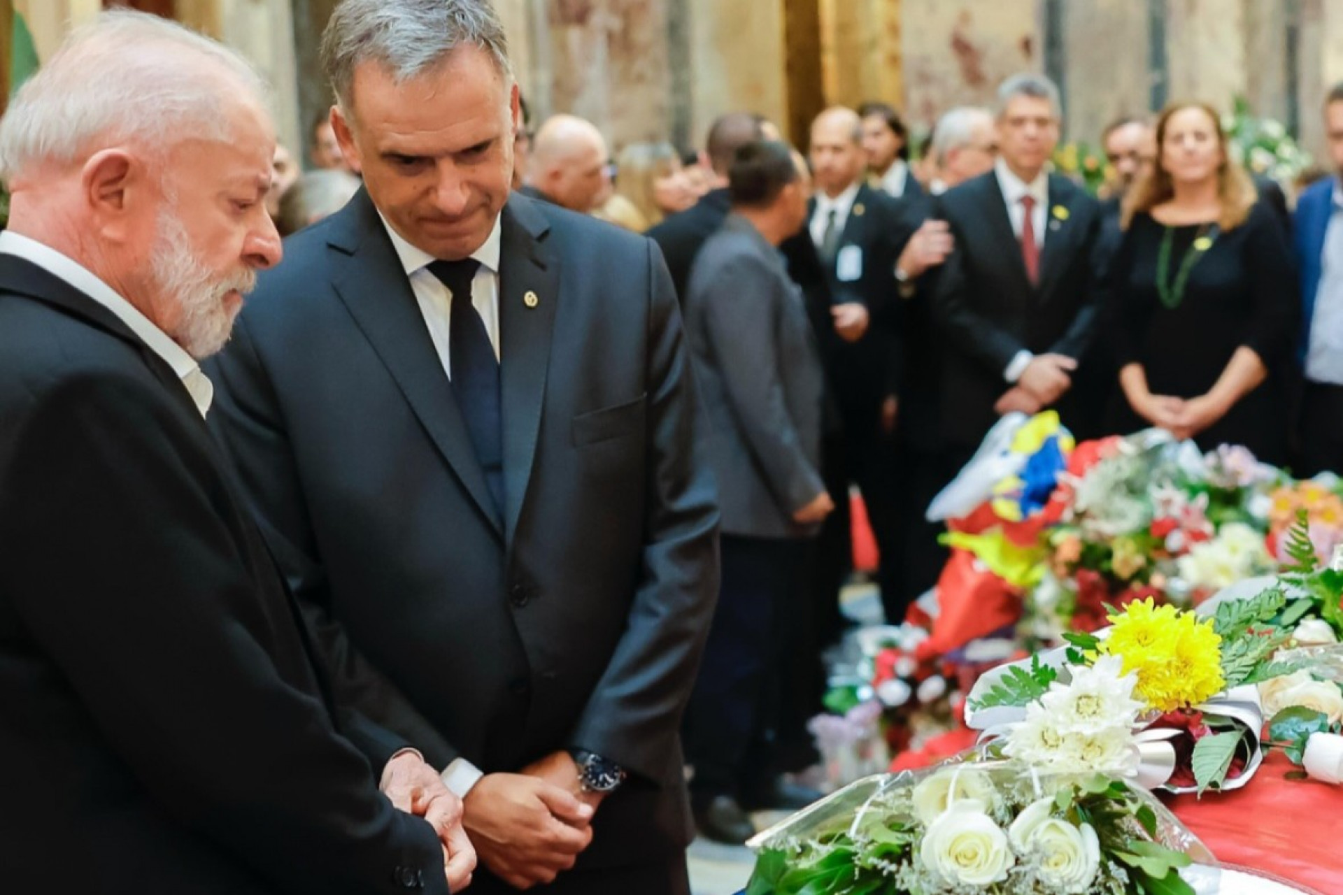 Lula e Yamandu? Orsi se despedem de Mujica em velório no Uruguai - Reprodução Instagram / Ricardo Stuckert