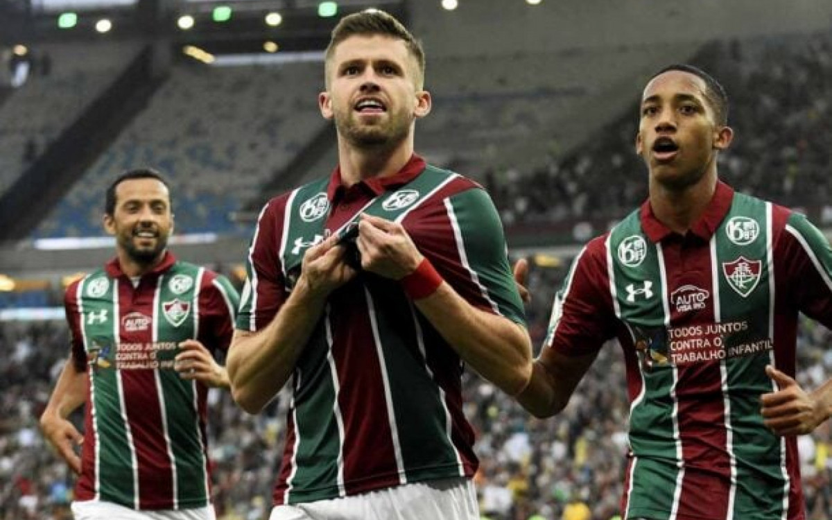Caio Henrique diz que daria prefer&ecirc;ncia ao Fluminense em retorno ao Brasil