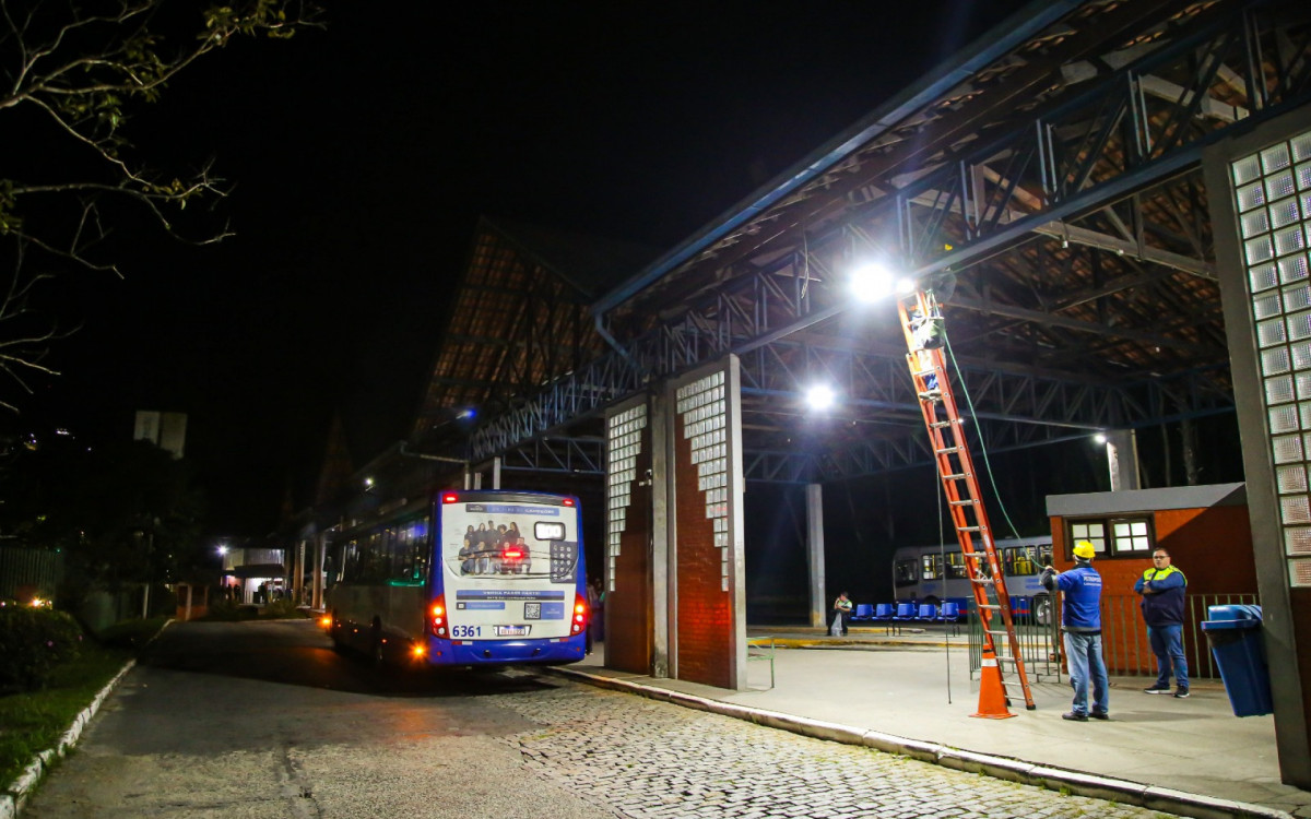 Terminal Corrêas receberá 60 refletores