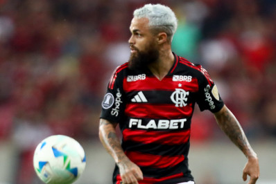 Flamengo recebe proposta de R$ 14 milhões por empréstimo de Michael
