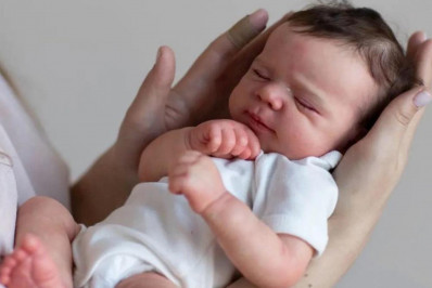 PL prevê multa de R$ 30 mil para quem furar fila usando 'bebê reborn'