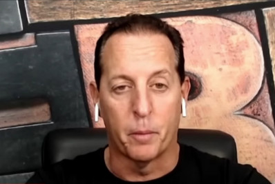 Vídeo! Benjamin Back detona CBF e presidentes afastados: 'Essa cadeira é amaldiçoada'