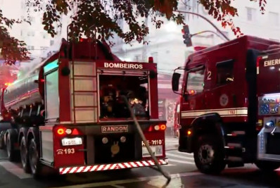 Incêndio atinge loja de persianas na Região Central de São Paulo