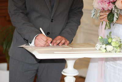 Número de casamentos volta a cair no Brasil; divórcios aumentam