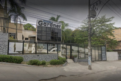 Médico investigado por morte de paciente é alvo de operação em Niterói