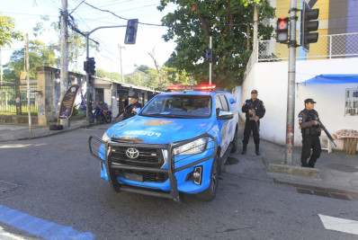 Em meio à guerra e temor de moradores, PM faz nova operação nos morros dos Macacos e São João