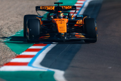 Piastri domina segundo treino livre e é mais rápido do dia; Bortoleto fica em 16º