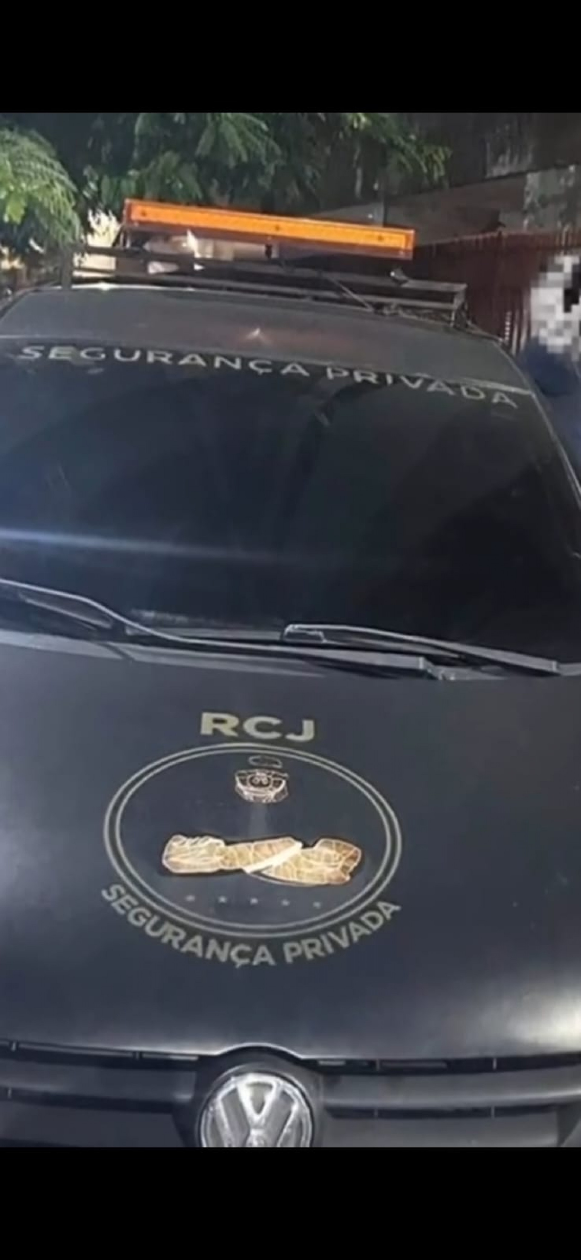 Viatura de suposta empresa de segurança ilegal que atuava em Icaraí, Niterói  - Reprodução / Redes Sociais 