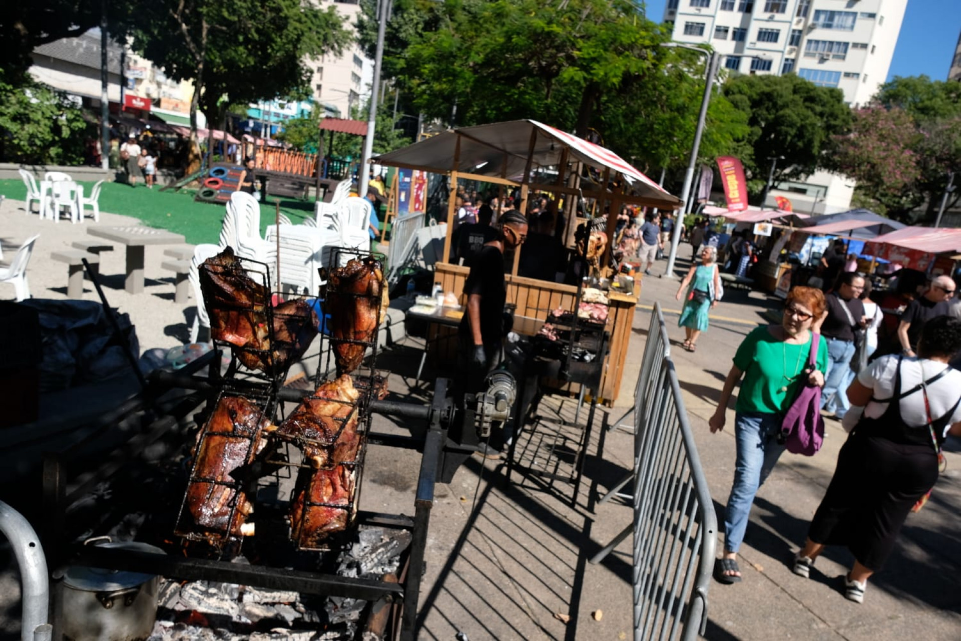Dia de festa na Praça Saens Peña reúne moradores e visitantes em programação especial gratuita

 - Pedro Teixeira/Agência O Dia