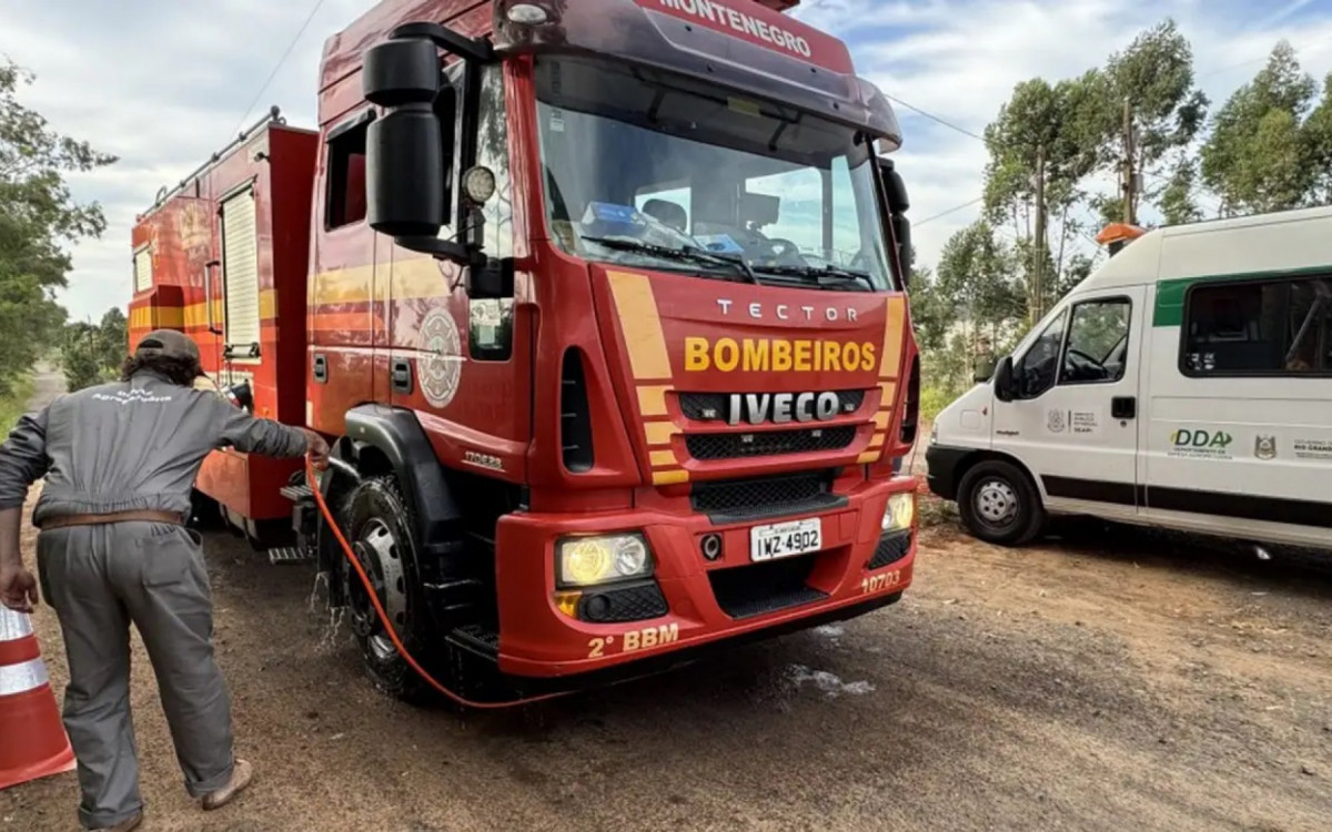 Até o começo da noite deste sábado (17), cinco das sete barreiras já haviam sido instaladas