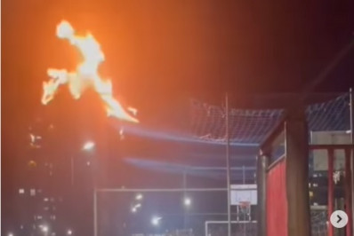 Balão cai e pega fogo em área de lazer de condomínio no Irajá