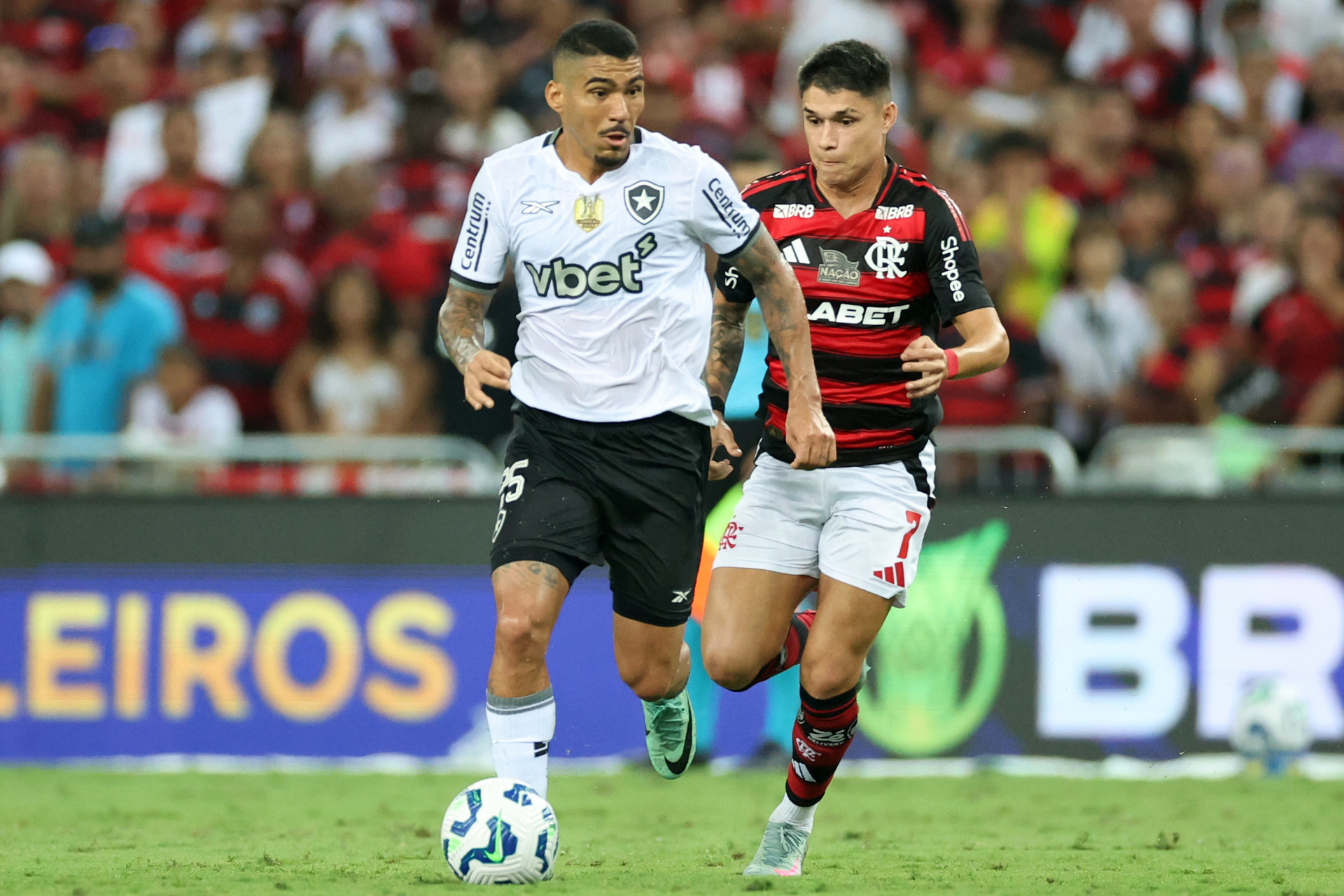 Sem Artur, Allan foi titular no Botafogo contra o Flamengo - V&iacute;tor Silva / Botafogo