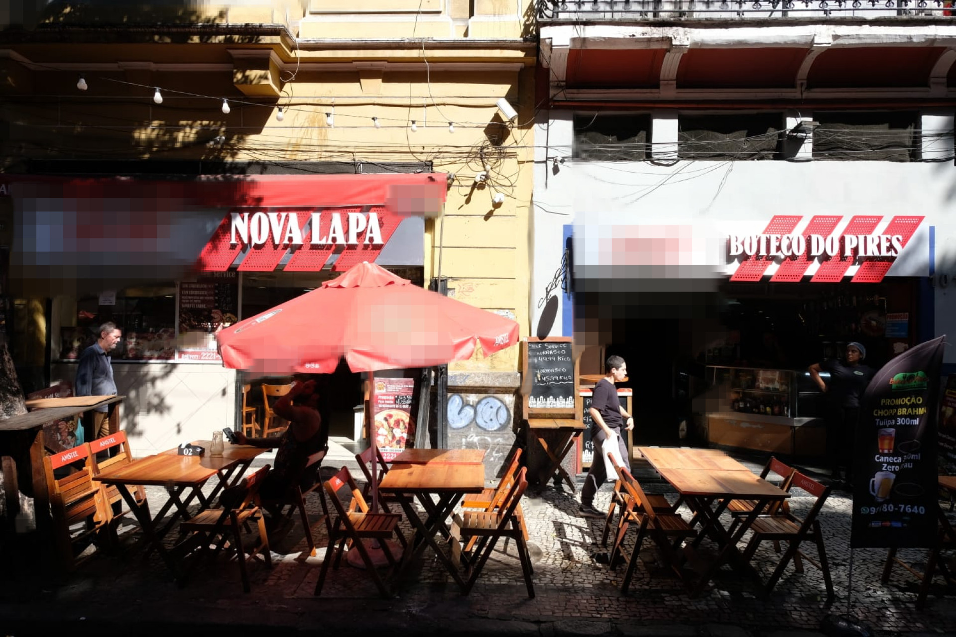 Boteco do Pires, na Avenida Mem de S&aacute;, recebeu letreiro com marca de cerveja - Pedro Teixeira/Ag&ecirc;ncia O Dia