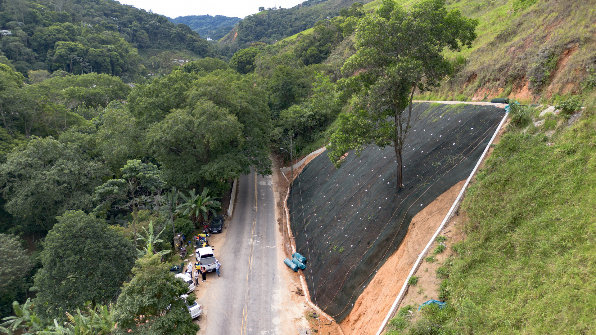 Seis contenções já foram concluídas e outras três estão em fase final - Michel Filho / GOV RJ
