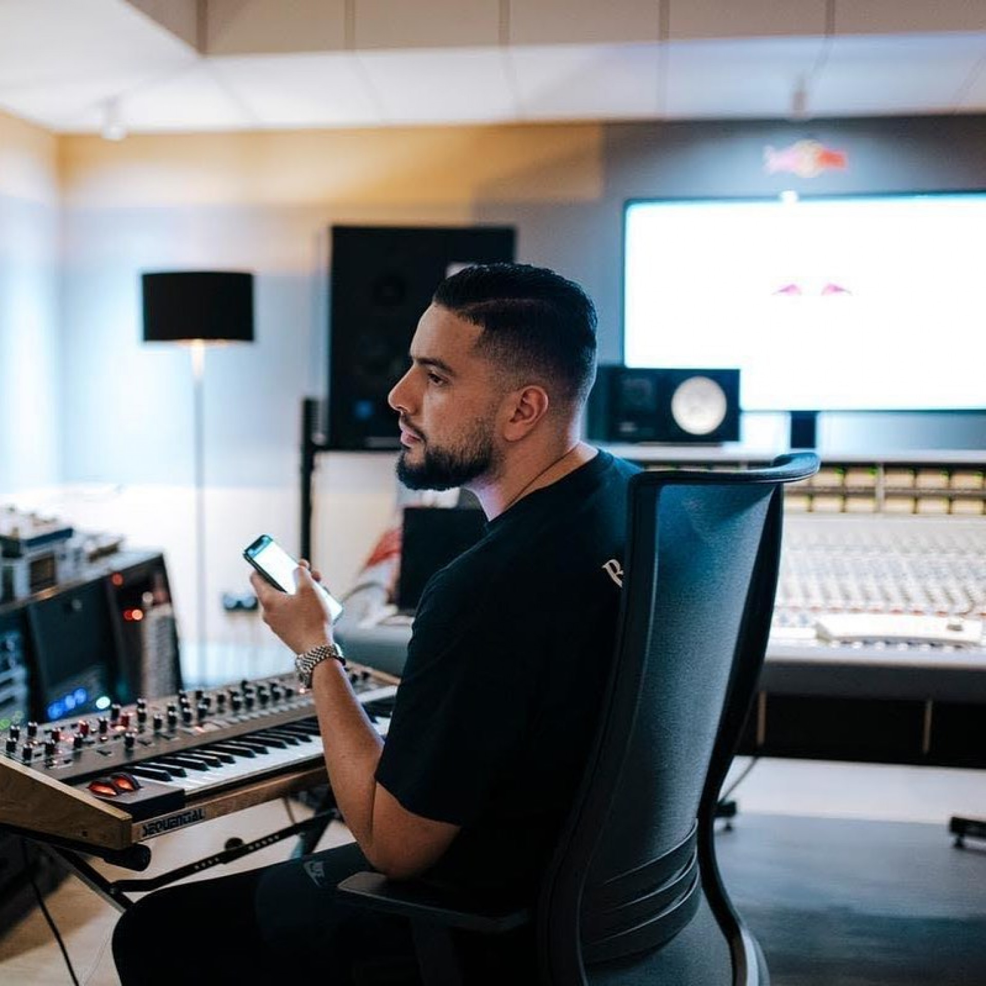 Zeg P é um produtor musical francês que fará parceria com Anitta  - Reprodução/Instagram 