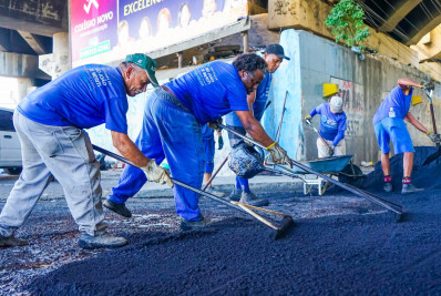 Coelho da Rocha recebe programa de recuperação asfáltica