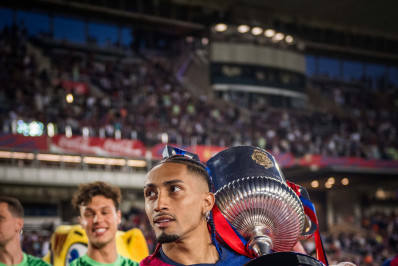 Destaque do Barcelona, Raphinha acerta renovação até junho de 2028