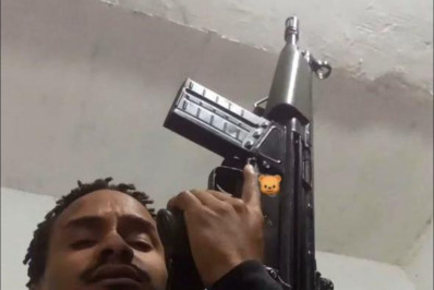 Polícia prende traficante que vendia drogas em bandeja na Praia de Ipanema