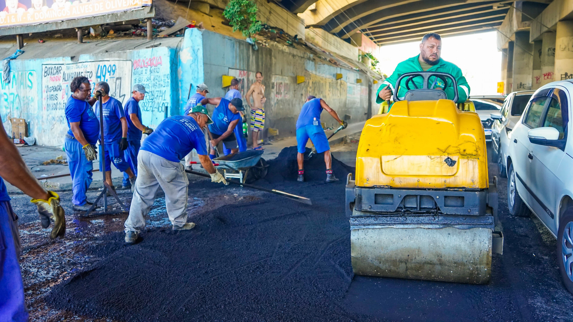 Prefeitura de Meriti segue com Opera&ccedil;&atilde;o Asfalto Liso em Coelho da Rocha  - Gilberto Rocha/ PMSJM