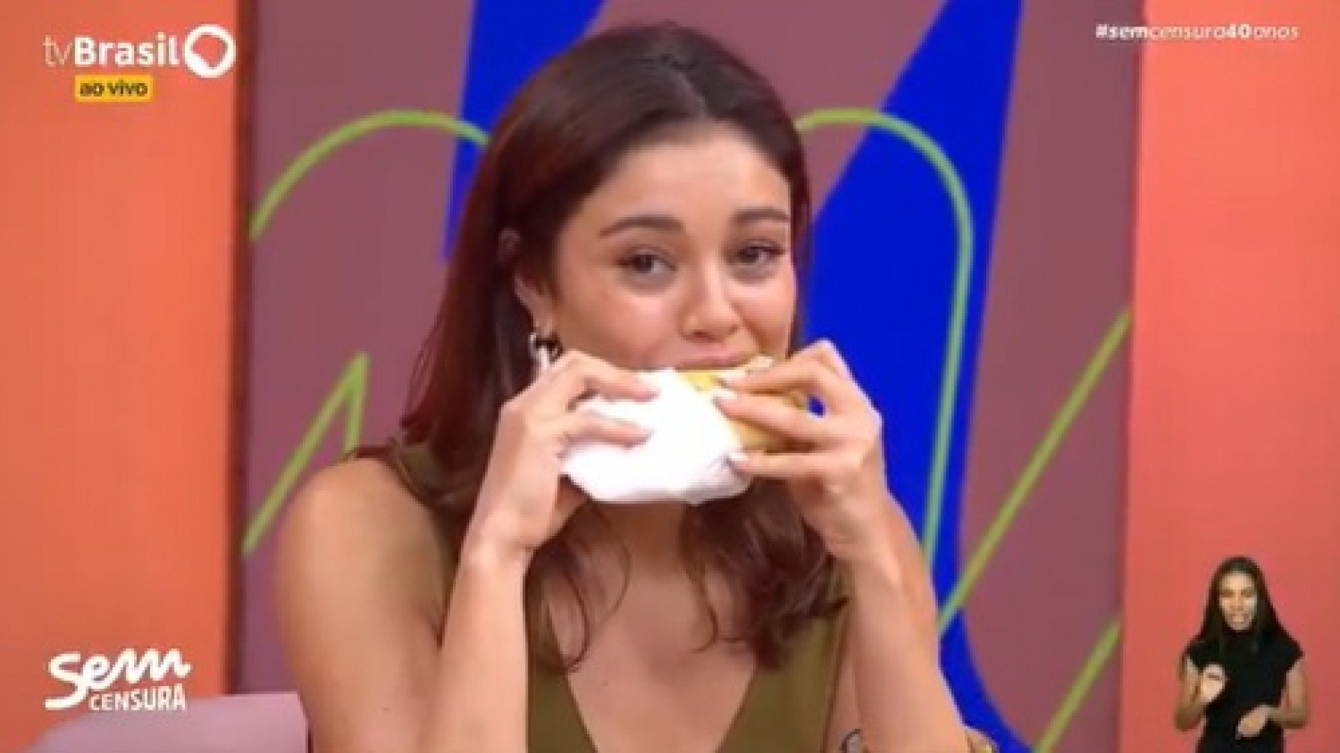 Sophie Charlotte recriou trecho de novela no 'Sem Censura' - Reprodução de Vídeo