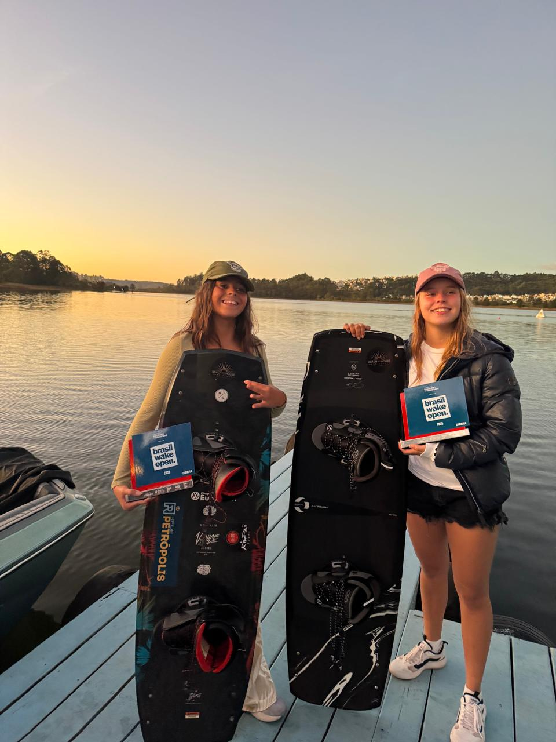 Sophie Loures e Nicole Mello Garcia
