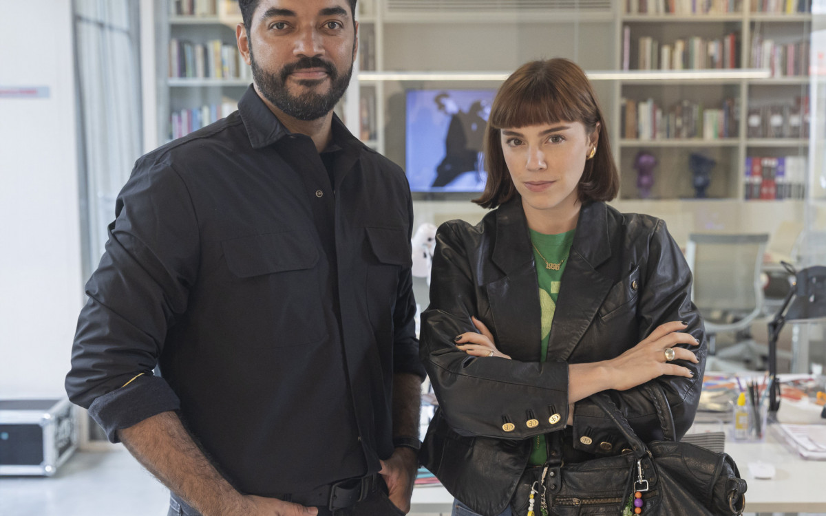 Thomas Aquino (M&aacute;rio S&eacute;rgio) e Solange (Alice Wegmann)