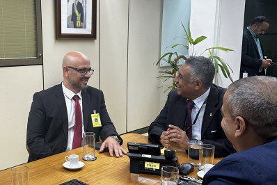 Prefeito Aluísio d’Elias participa da ‘Marcha dos Prefeitos’ em Brasília