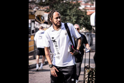 Neymar deve receber homenagem em Alagoas e ficar ao lado de Pelé em calçada da fama