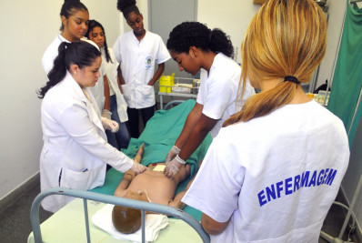 Faetec abre mais de 4 mil vagas para cursos técnicos, especializações e graduação