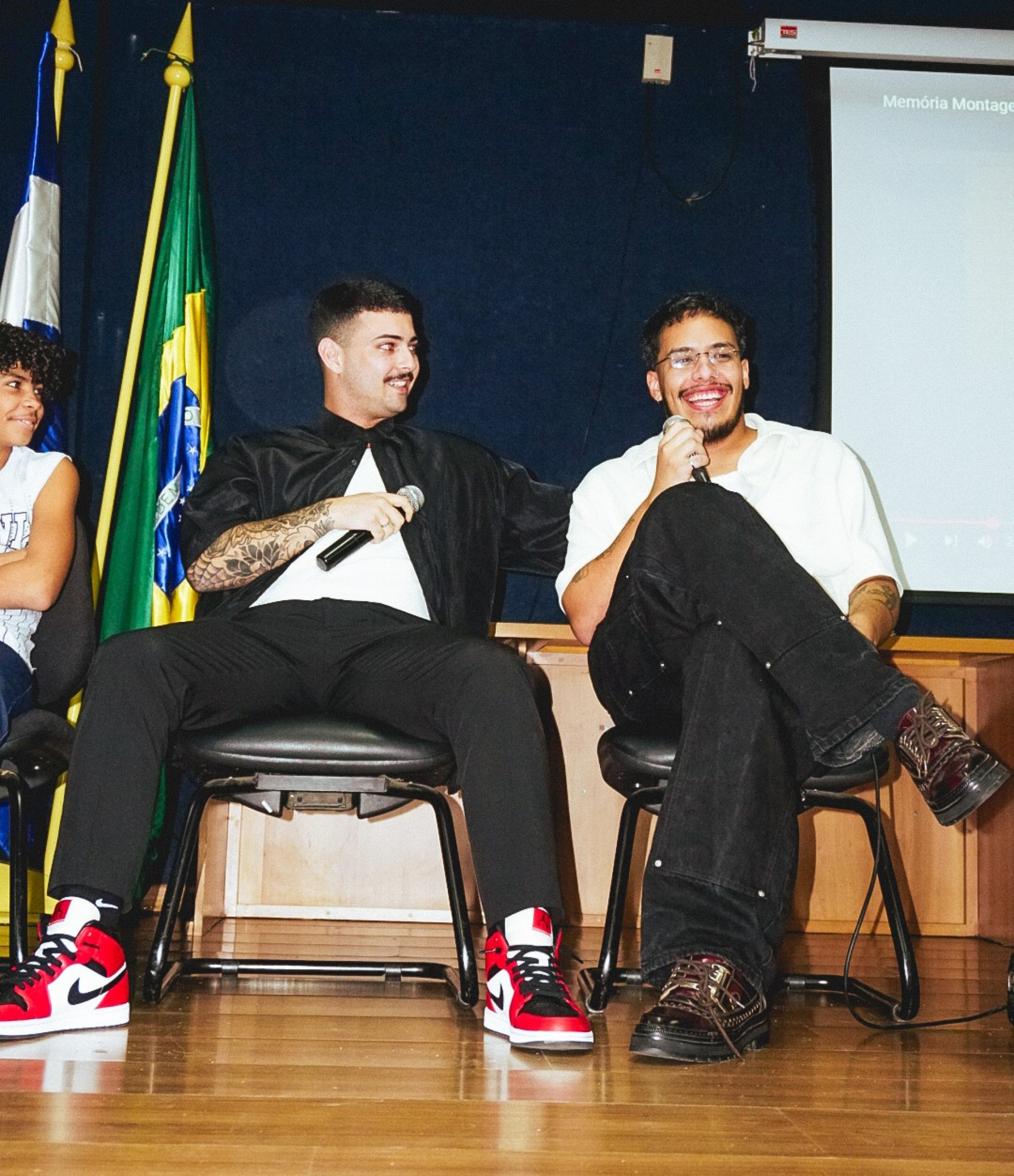 Diretor Emanuel Sant e o roteirista no debate sobre o curta-metragem  - Divulga&ccedil;&atilde;o