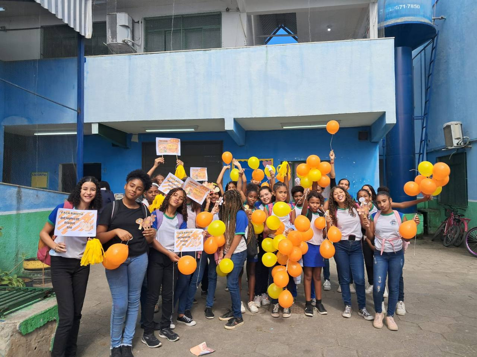 J&aacute; na Escola Municipal Santos Dumont, a mobiliza&ccedil;&atilde;o aconteceu atrav&eacute;s do projeto "Fa&ccedil;a Bonito" - Divulga&ccedil;&atilde;o / PMJ