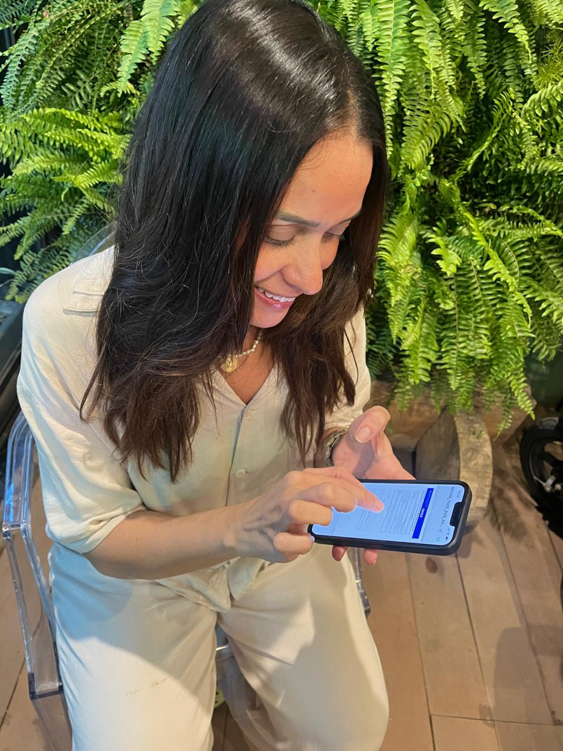 Primeira compradora da nova Faixa 4 do programa no Brasil assinou o contrato pela internet
 - Reprodução/arquivo pessoal