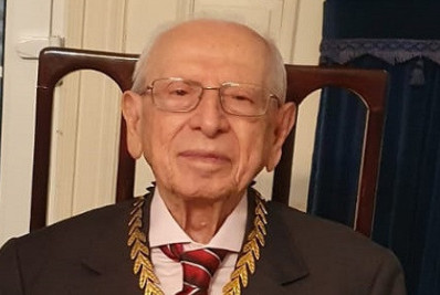 Professor e gramático Evanildo Bechara morre aos 97 anos