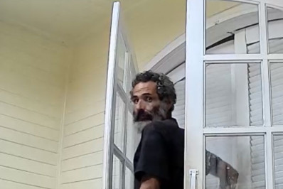 Homem é preso por furtar Secretaria Regional de Icaraí, em Niterói