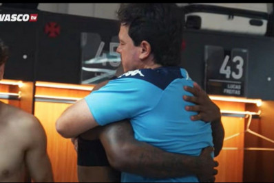 Técnico do Vasco, Diniz opta por não punir Loide Augusto