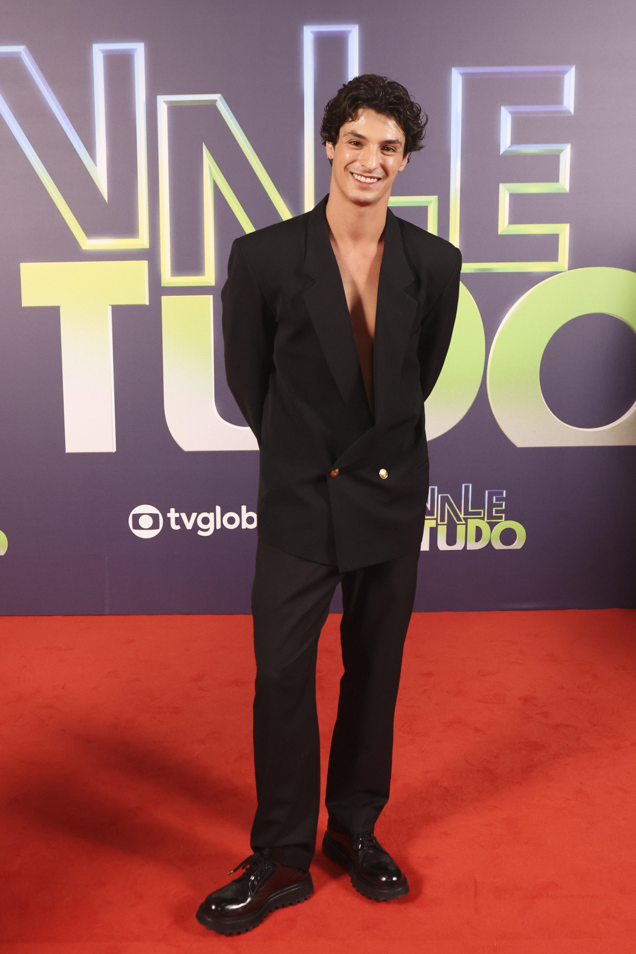 Pedro Waddington no lançamento de 'Vale Tudo' - Globo/ Lucas Teixeira