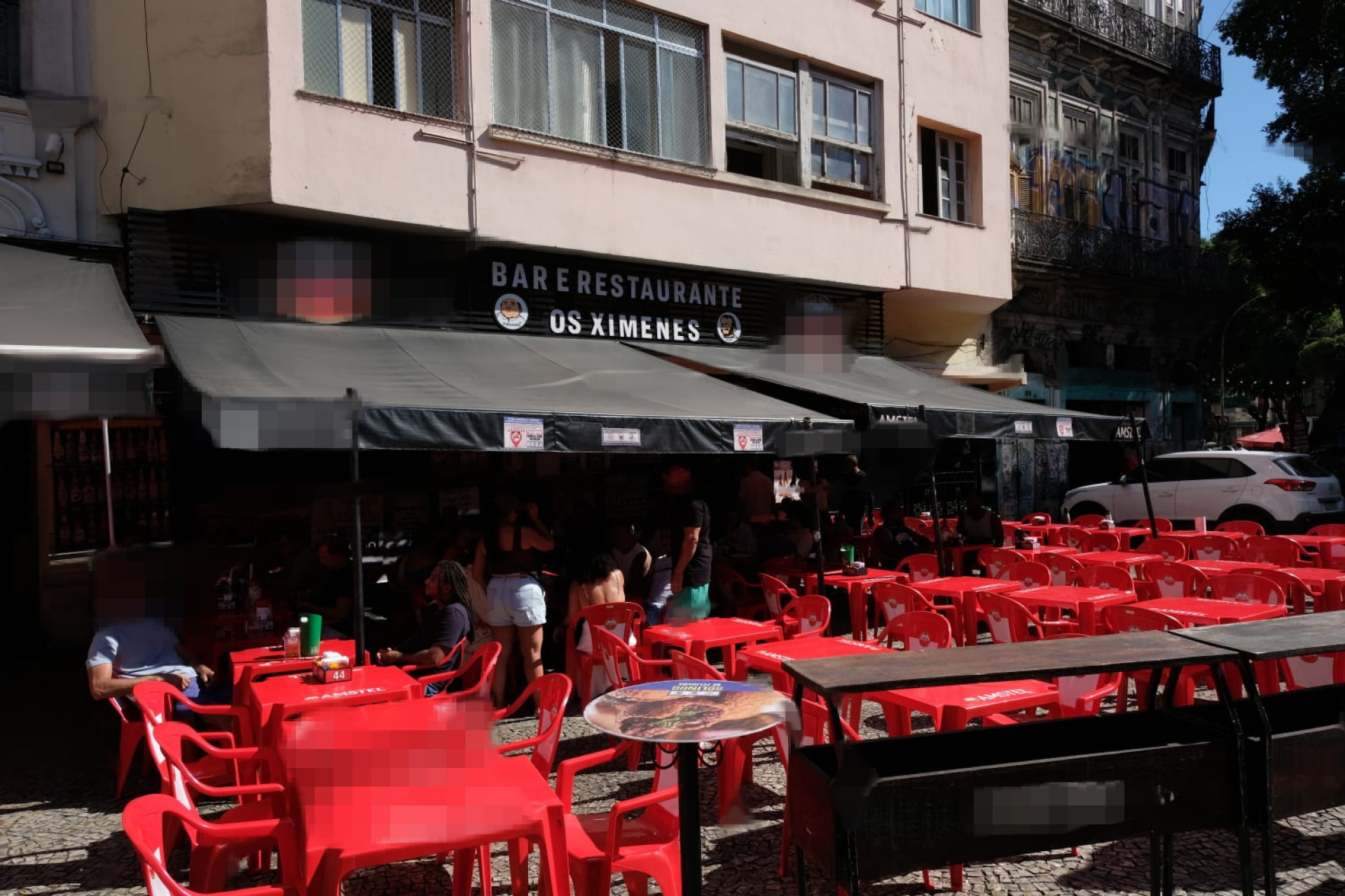 Popular Ximeninho, na Praça João Pessoa, na Lapa, também mudou letreiro - Pedro Teixeira/Agência O Dia