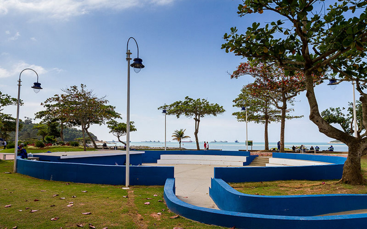 Anfiteatro da Imbetiba se transforma em espaço de cultura viva com apresentações que encantam públicos de todas as idades