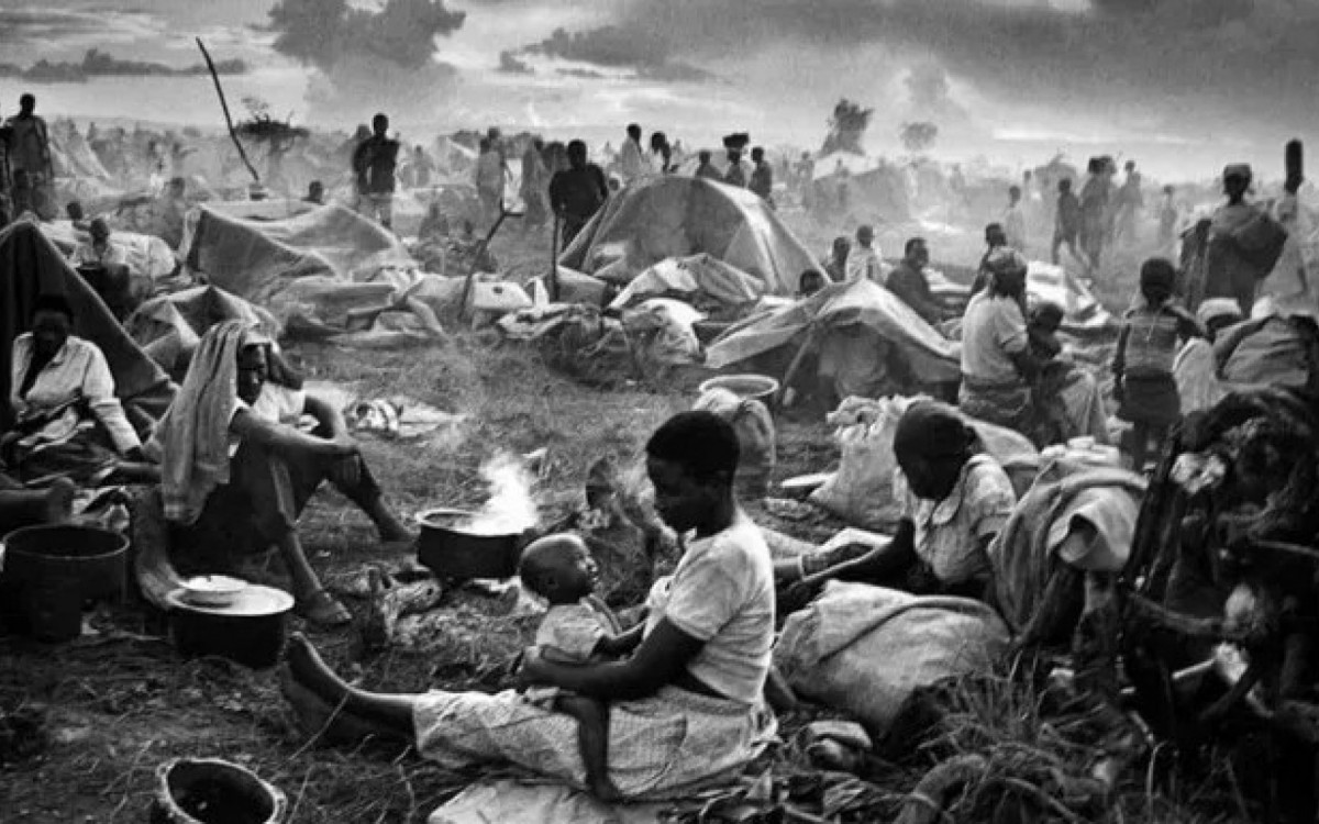 Série Êxodos - foto de um campo de refugiados