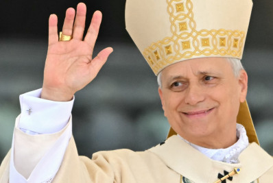 Em primeira viagem internacional, papa rezará no porto de Beirute