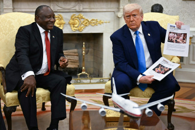Imagem exibida por Trump sobre 'genocídio branco' é do Congo, não da África do Sul