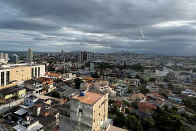 Frente fria avança e Defesa Civil emite alerta para chuvas fortes em Macaé