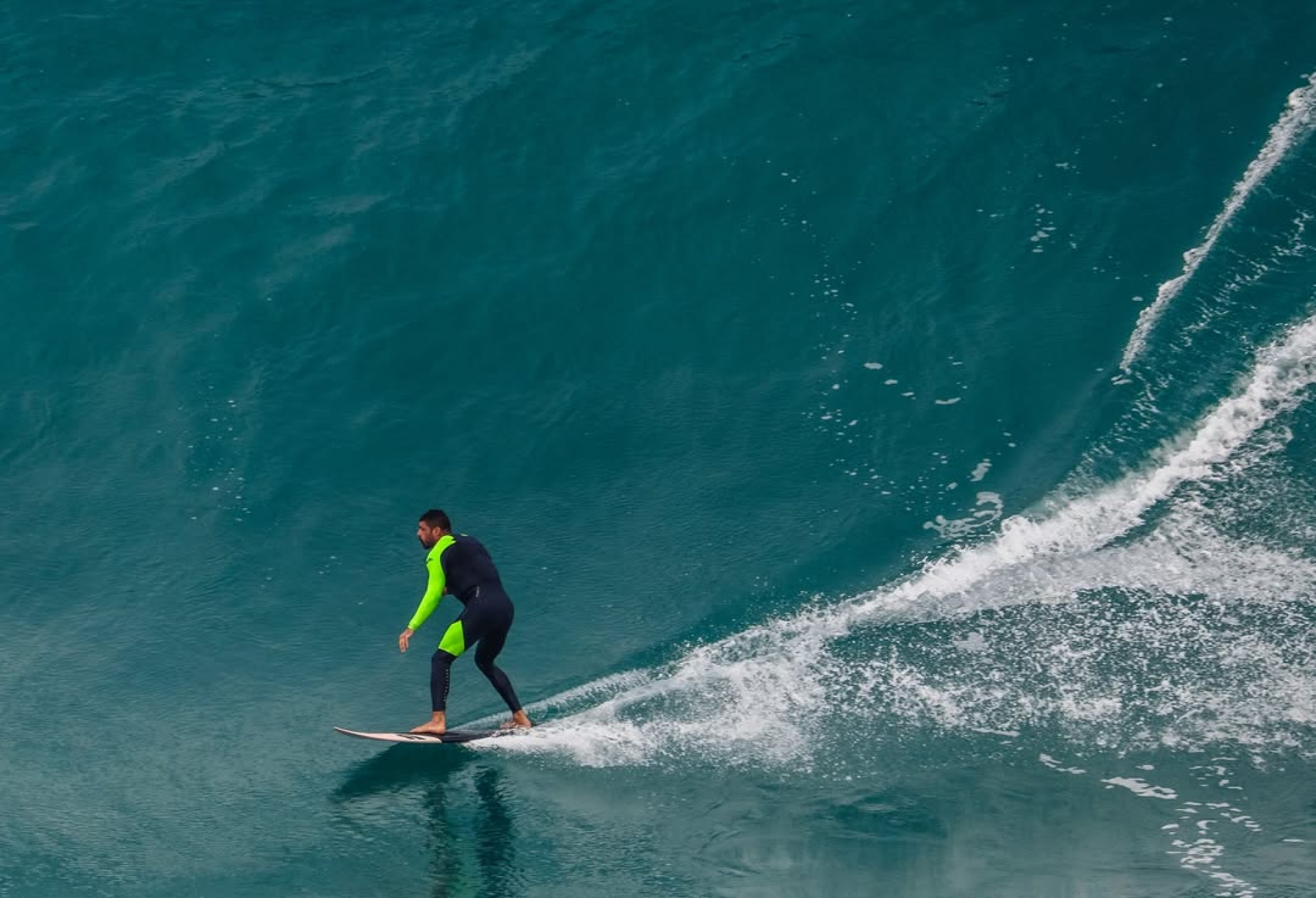 Cauã Reymond aproveitou as ondas em praia do Rio  - Reprodução/Instagram