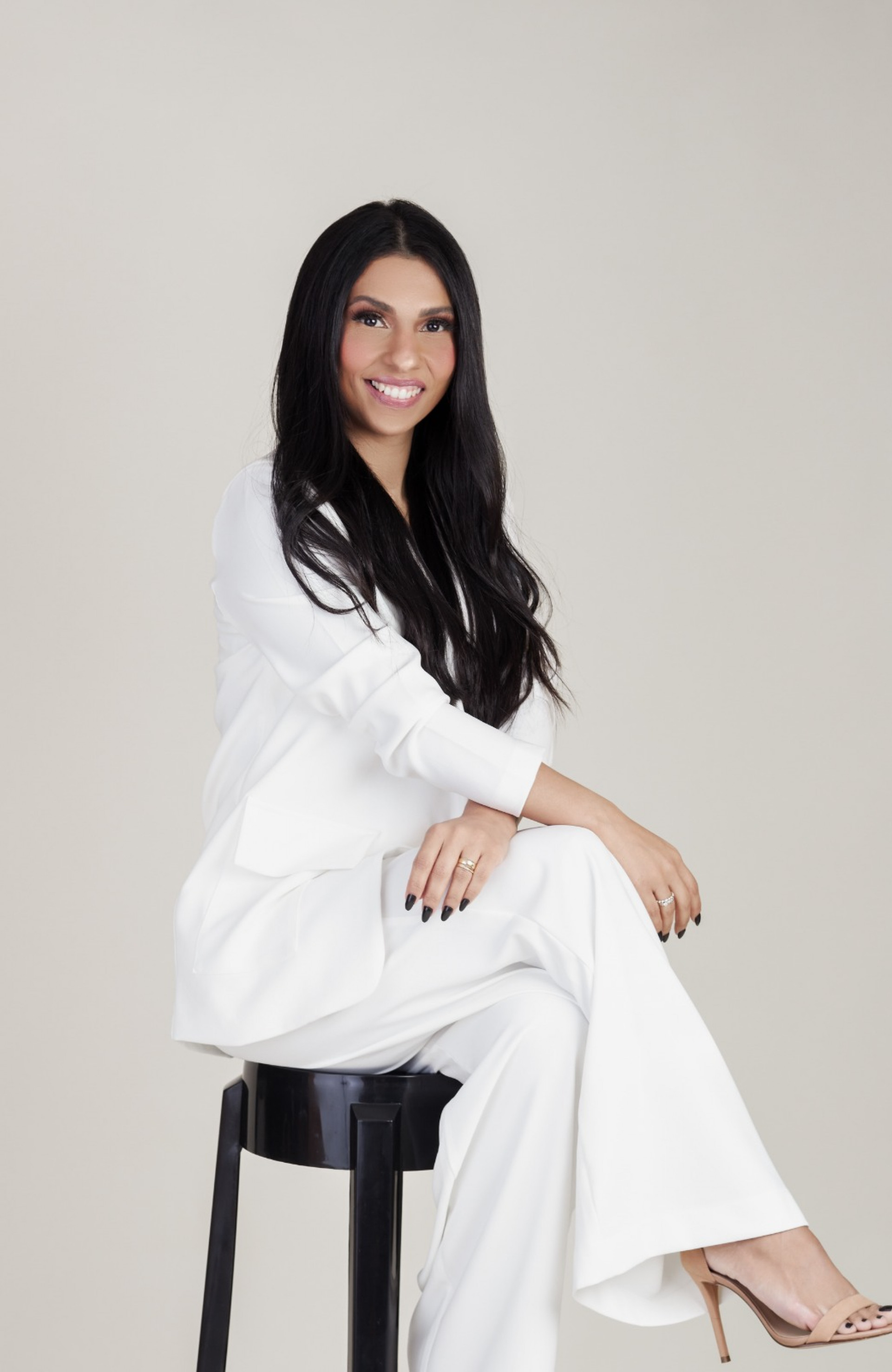  Tatiana Ara&uacute;jo  diz que quando a mulher cuida das madeixas resgata a identidade - Divulga&ccedil;&atilde;o