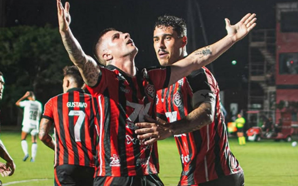 Vitória x Santos: onde assistir, escalações e arbitragem