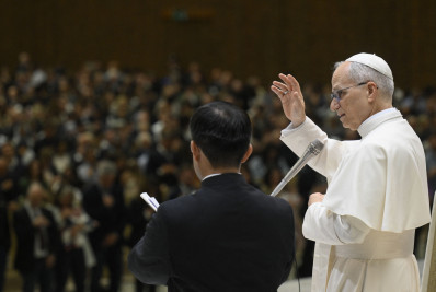 Papa Leão XVI apresenta mensagem de diálogo e unidade à Cúria