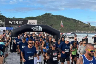 Emoção e adrenalina marcam a 10ª edição do WTR em Arraial do Cabo, neste sábado (24)