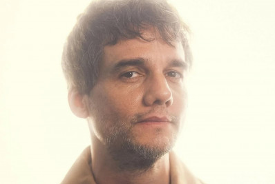 Wagner Moura leva prêmio de Melhor Ator por 'O Agente Secreto' no Festival de Cannes