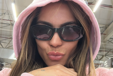 Tays Reis sofre acidente doméstico e mostra cortes: 'Latejando muito'