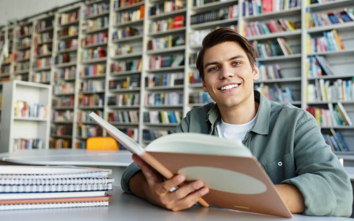 O segredo para um bom desempenho no Concurso Nacional Unificado 2 está na preparação antecipada (Imagem: LightField Studios | Shutterstock)